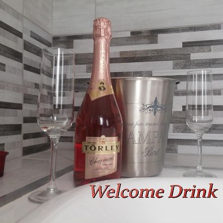 Velnoek Luxus Apartman Mako Luaran gambar